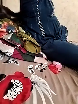 beena01 online show from 04/10/26, 05:01