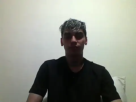 Snapshot of xalejo_max chatting on 06/21/26, 01:57 xalejo max online show from 06/21/26, 01:57