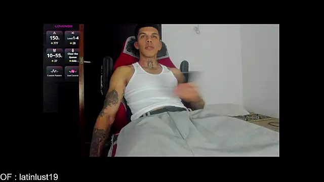 Snapshot of Savajelust chatting on 04/04/26, 11:13 Savajelust online show from 04/04/26, 11:13