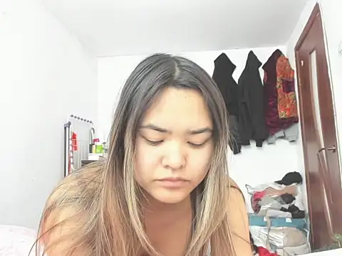 Snapshot of saika_blush chatting on 03/17/26, 06:50 saika blush online show from 03/17/26, 06:50