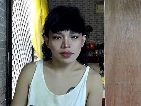 Snapshot of kylinexx chatting on 04/28/26, 12:53 kylinexx online show from 04/28/26, 12:53