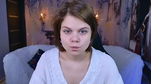 EllieMurler online show from 11/26/25, 09:10