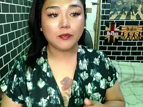 Snapshot of luluakovi_69 chatting on 10/01/25, 09:32 luluakovi 69 online show from 10/01/25, 09:32