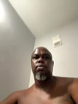 Snapshot of devon3421 chatting on 09/14/25, 07:24 devon3421 online show from 09/14/25, 07:24