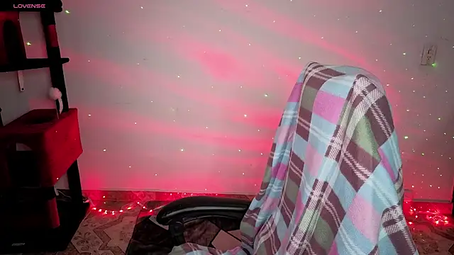 Melody Gho online show from 09/19/25, 01:56