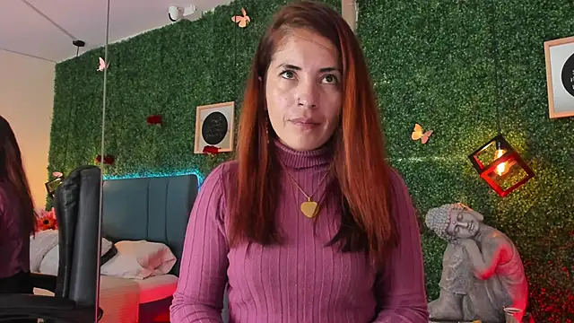 Snapshot of Linagh_ chatting on 04/10/26, 11:26 Linagh online show from 04/10/26, 11:26