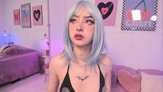 Zoe Lynch  online show from 12/04/25, 11:52