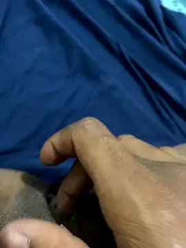 Snapshot of pretalst chatting on 11/21/25, 12:54 pretalst online show from 11/21/25, 12:54