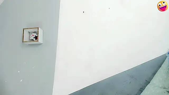 Snapshot of baby_rous chatting on 10/12/25, 12:26 baby rous online show from 10/12/25, 12:26