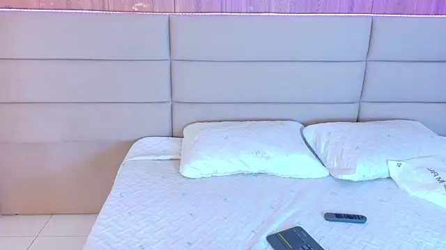 KiokoSen online show from 11/13/25, 02:43