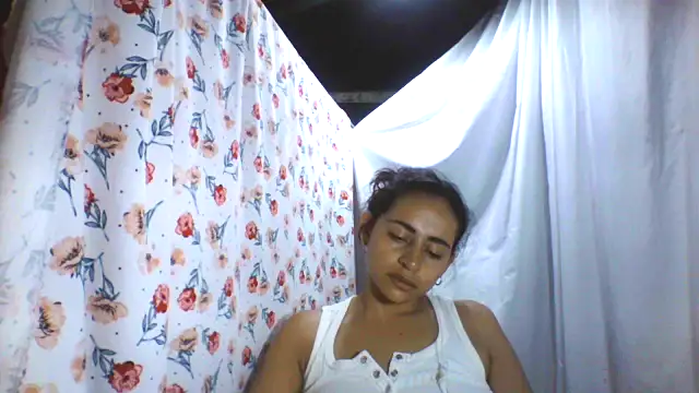 Anabelhotxx16 online show from 09/28/25, 02:17