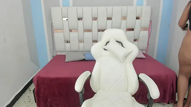 Snapshot of marsmith1 chatting on 09/25/25, 03:43 marsmith1 online show from 09/25/25, 03:43