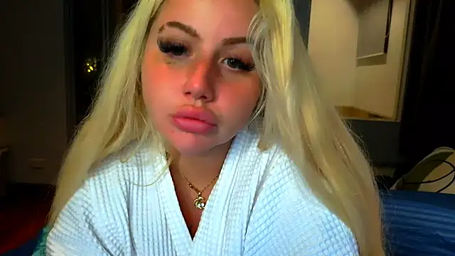 TiaDoll online show from 11/15/25, 11:51