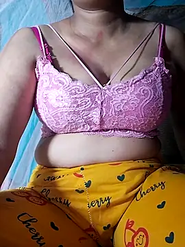 Snapshot of Mon-Shot9 chatting on 10/03/25, 07:00 Mon-Shot9 online show from 10/03/25, 07:00