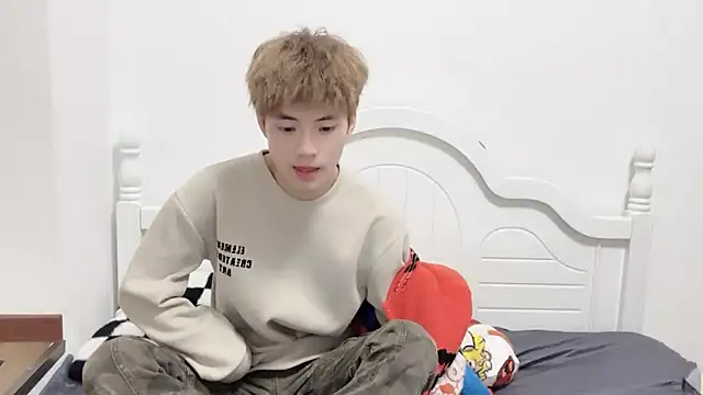 linger2563 online show from 10/30/25, 02:07