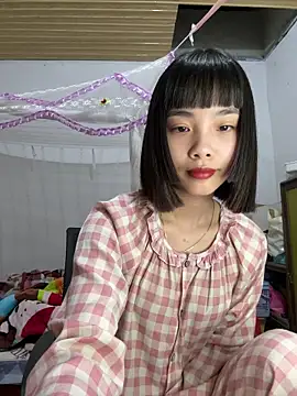 Snapshot of andymi1 chatting on 05/16/26, 02:19 andymi1 online show from 05/16/26, 02:19