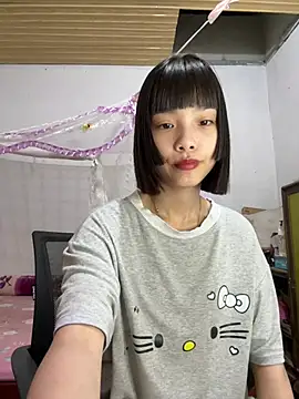 Snapshot of andymi1 chatting on 07/04/26, 05:57 andymi1 online show from 07/04/26, 05:57