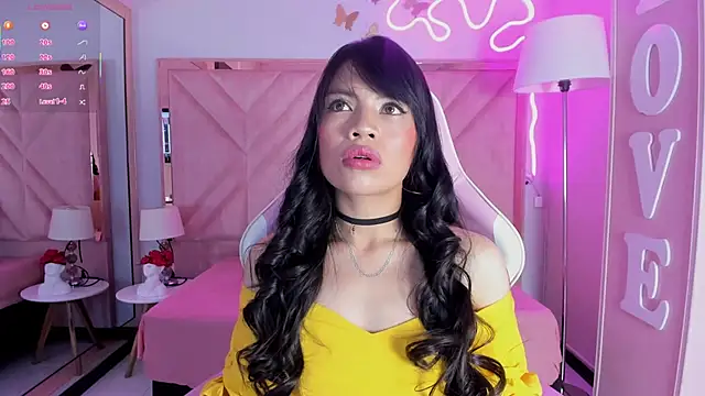 anyjones  online show from 10/04/25, 04:32