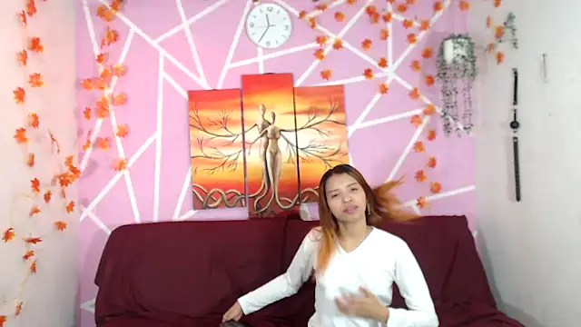 Snapshot of lau_and_boys18 chatting on 10/02/25, 01:51 lau and boys18 online show from 10/02/25, 01:51