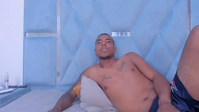 DaylesAndHarry online show from 12/03/25, 12:25