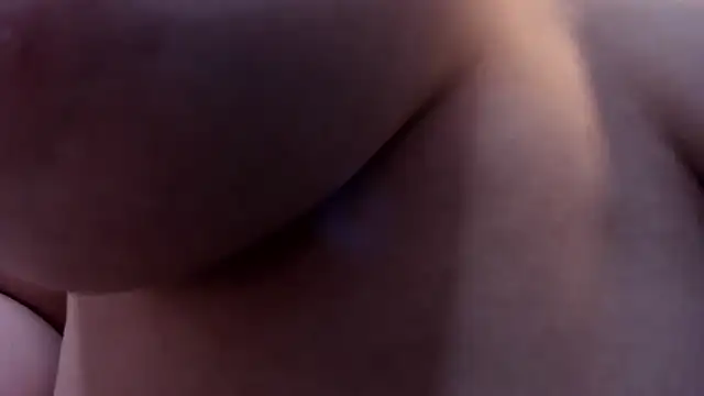 Snapshot of Lil_bela chatting on 10/02/25, 12:12 Lil bela online show from 10/02/25, 12:12