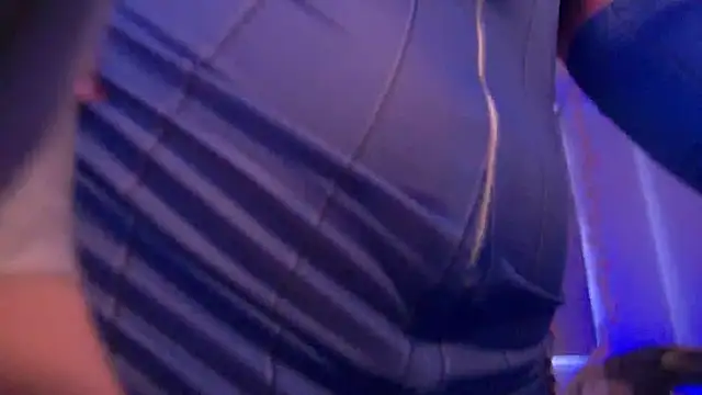 Snapshot of Lil_bela chatting on 12/16/25, 12:21 Lil bela online show from 12/16/25, 12:21