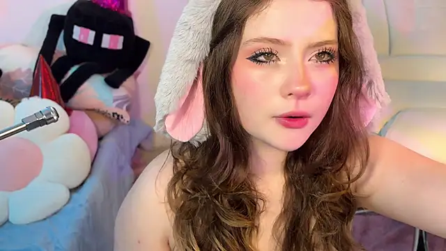 Snapshot of Lil_bela chatting on 04/01/26, 12:28 Lil bela online show from 04/01/26, 12:28