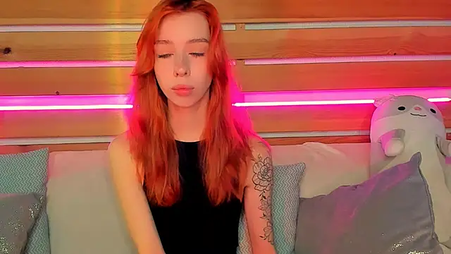 Lori Williams online show from 10/09/25, 01:03