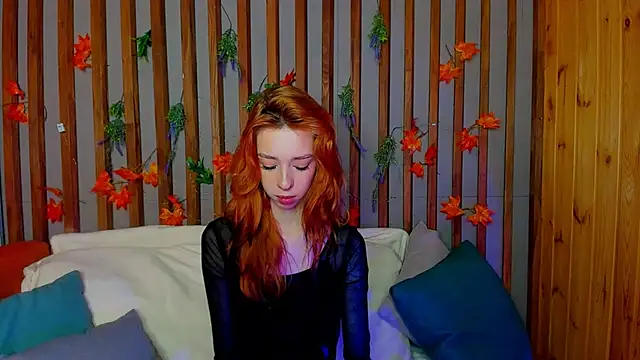 Lori Williams online show from 12/04/25, 01:04