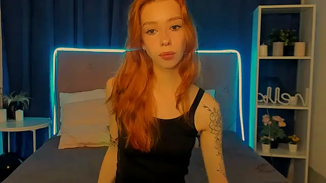 Lori Williams online show from 12/05/25, 01:03