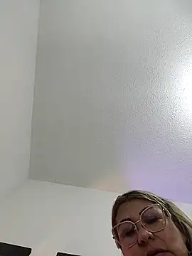 AlexxiaaMat online show from 11/12/25, 11:10