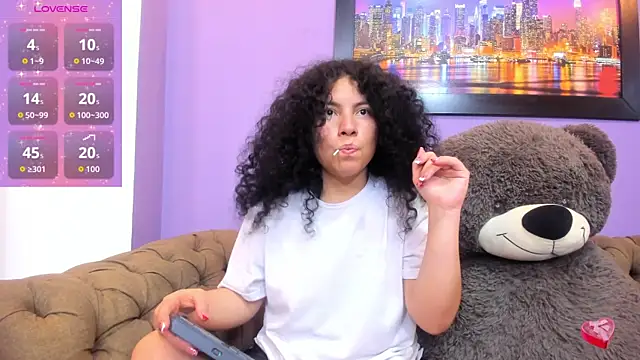 Snapshot of angelita_martins chatting on 12/17/25, 08:26 angelita martins online show from 12/17/25, 08:26