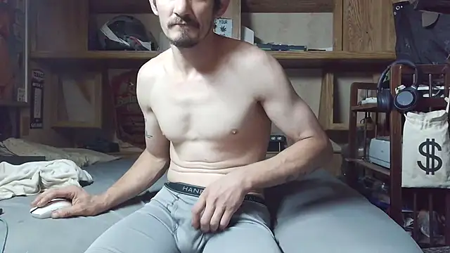 mike42088 online show from 04/13/26, 01:11