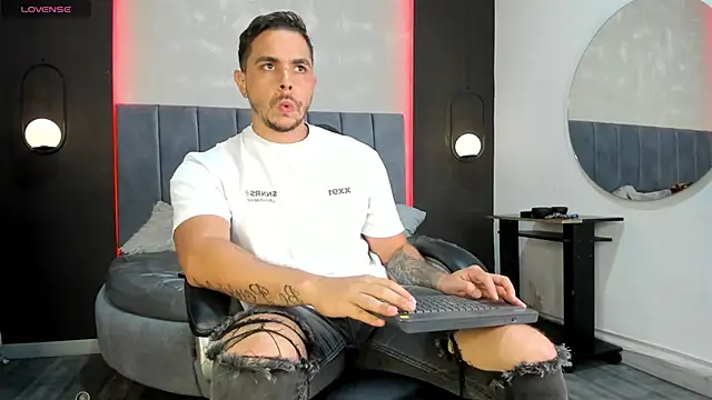 Liam walk  online show from 01/08/26, 08:11