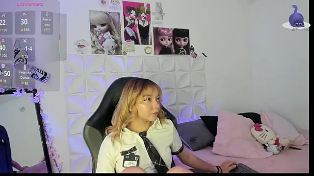 JuliethMoss online show from 12/22/25, 08:39