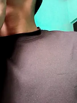 Snapshot of saik_03 chatting on 04/06/26, 09:27 saik 03 online show from 04/06/26, 09:27