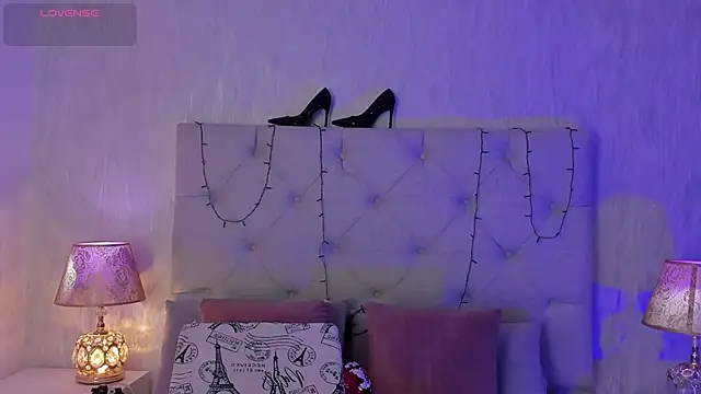 Pamelamiler   online show from 12/16/25, 12:10