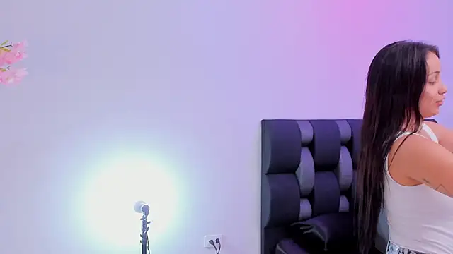 Snapshot of maily_zanss chatting on 04/11/26, 08:24 maily zanss online show from 04/11/26, 08:24