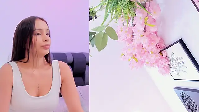 Snapshot of maily_zanss chatting on 07/17/26, 08:03 maily zanss online show from 07/17/26, 08:03
