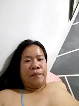 Snapshot of AsianbouncieGIRL chatting on 05/06/26, 12:08 AsianbouncieGIRL online show from 05/06/26, 12:08