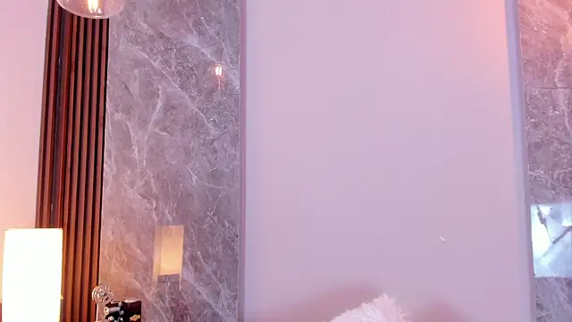 Emma hunter  online show from 10/05/25, 03:49