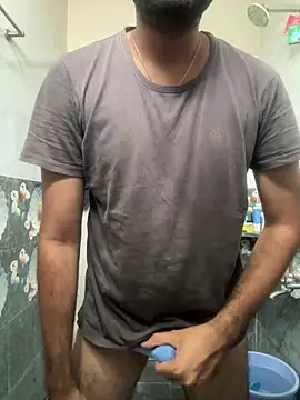 Snapshot of Sid_____123 chatting on 10/14/25, 07:42 Sid 123 online show from 10/14/25, 07:42