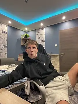 Snapshot of Sexaddict05 chatting on 09/10/25, 04:07 Sexaddict05 online show from 09/10/25, 04:07