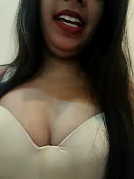 Maahhii 2 online show from 11/23/25, 07:46