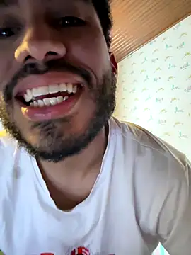 Snapshot of TU-MORENOO chatting on 09/15/25, 05:13 TU-MORENOO online show from 09/15/25, 05:13