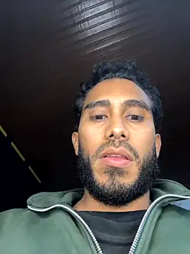 Snapshot of TU-MORENOO chatting on 09/21/25, 06:26 TU-MORENOO online show from 09/21/25, 06:26