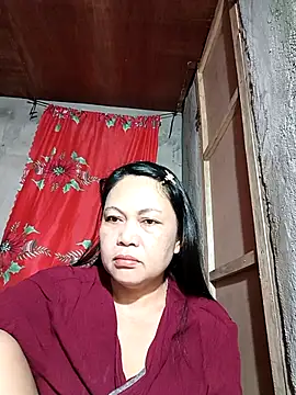 Everleigh mom online show from 09/12/25, 07:58