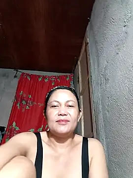 Everleigh mom online show from 09/30/25, 10:42