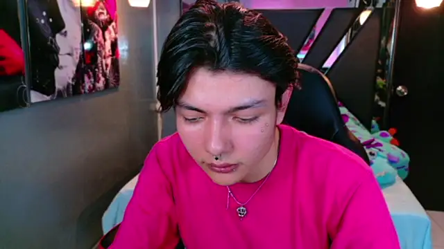 Snapshot of alandelrey57 chatting on 04/23/26, 03:41 alandelrey57 online show from 04/23/26, 03:41