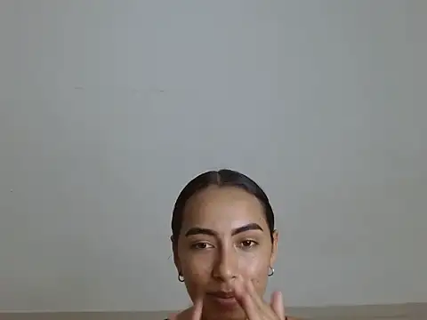 KatyCoupleHot online show from 11/05/25, 03:45